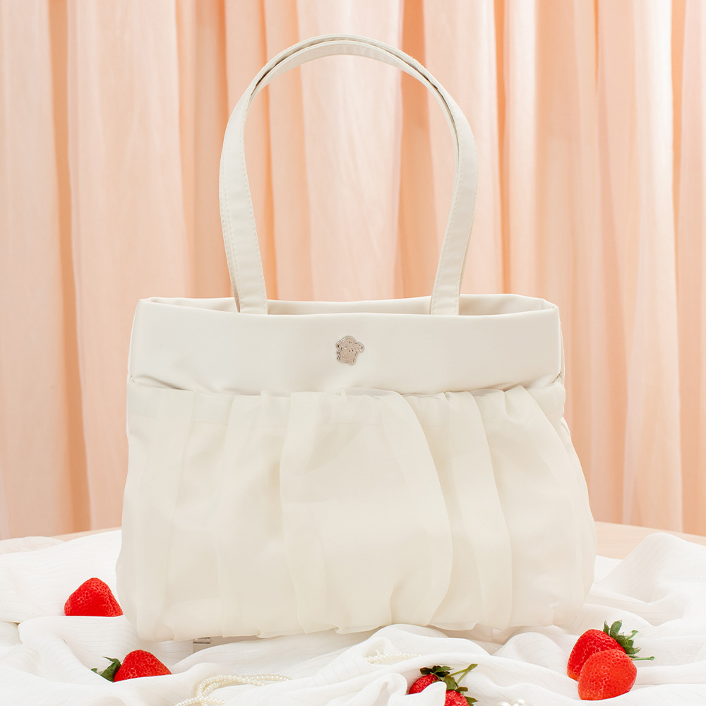 ※3月19日(木)12時発売開始※ KC-P Cream トートバッグ